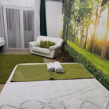 Mia Luxury Near Park Apartment Tirana