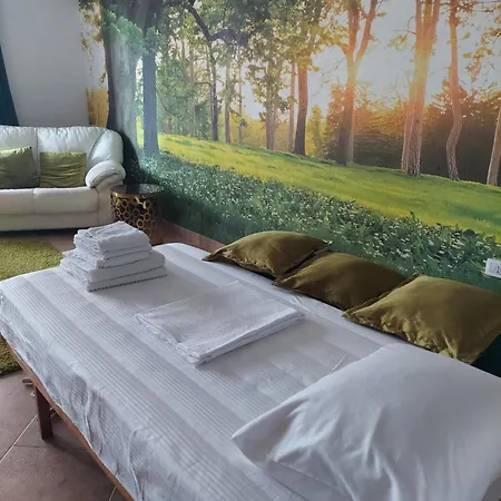 Apartment Mia Luxury Near Park Tirana